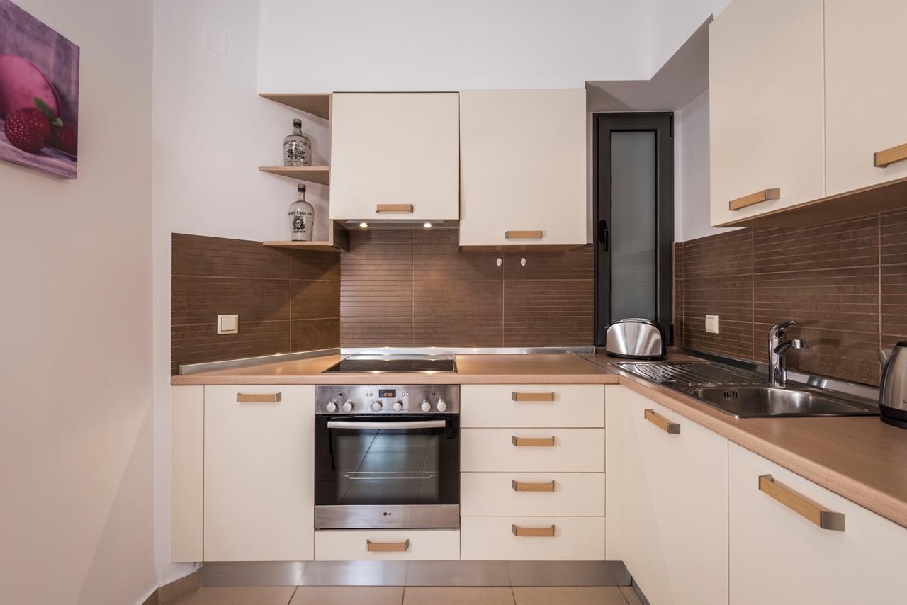 Aequor Luxury Apartments Ханя Екстериор снимка